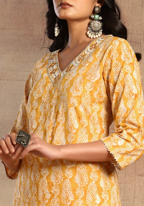 Mustard Yellow V-Neck Paisley Print Cotton Kurta - Image 3